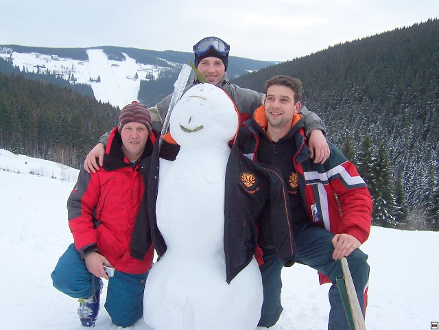 img00008.jpg