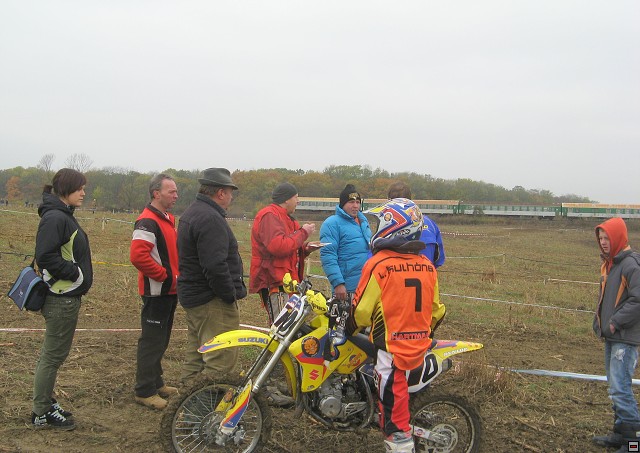 img00004.jpg