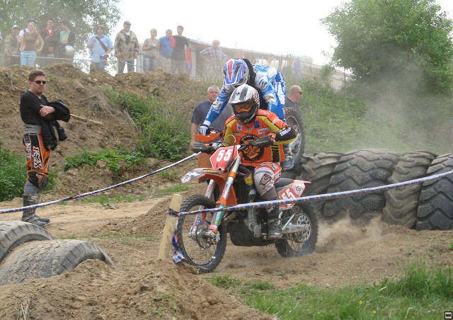 img00018.jpg