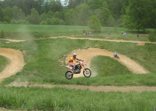 img00022.jpg