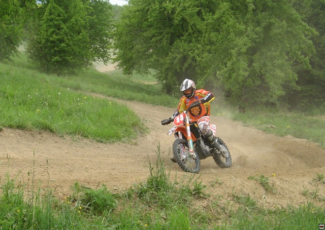 img00027.jpg