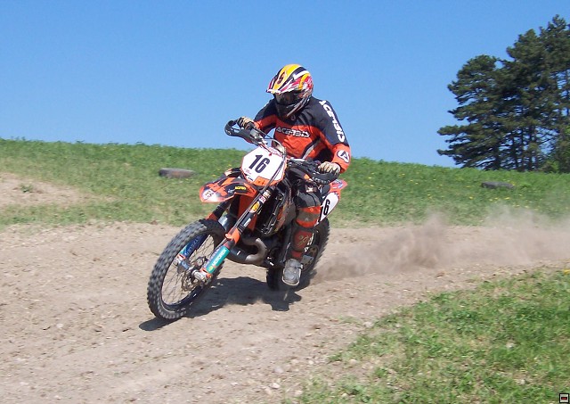 img00006.jpg