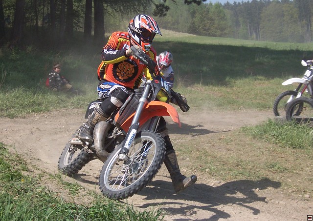 img00012.jpg