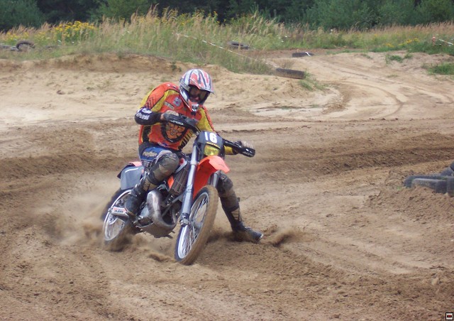 img00004.jpg