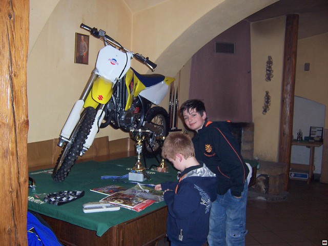 img00002.jpg