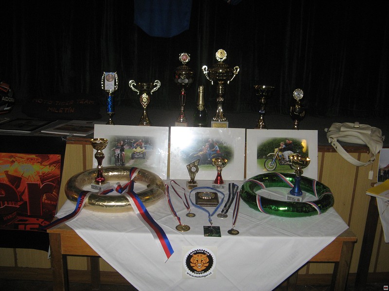 img00002.jpg