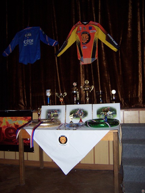 img00004.jpg