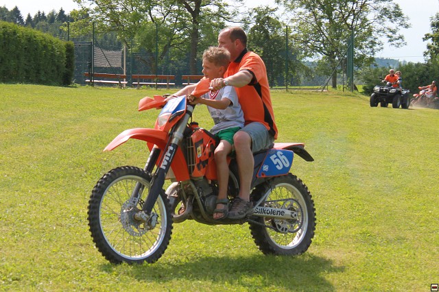 img00028.jpg