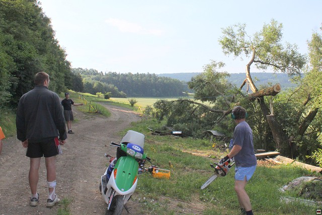 img00002.jpg