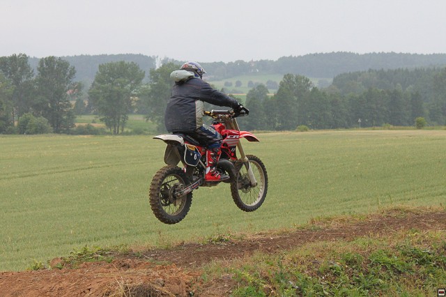 img00010.jpg