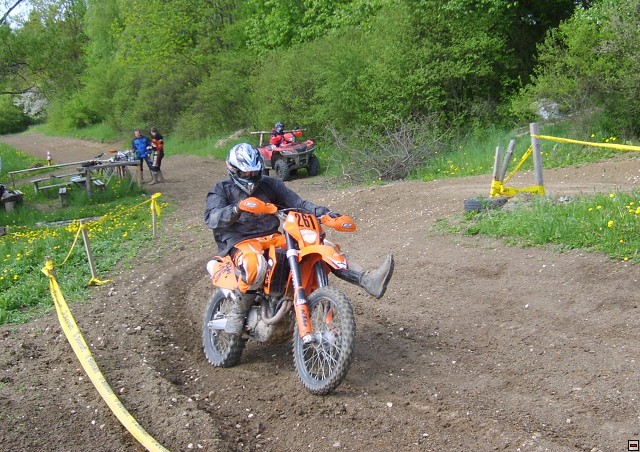 img00003.jpg