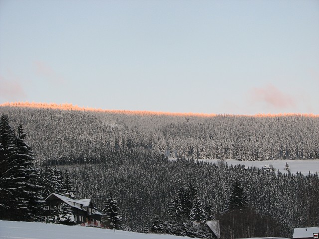 img00141.jpg