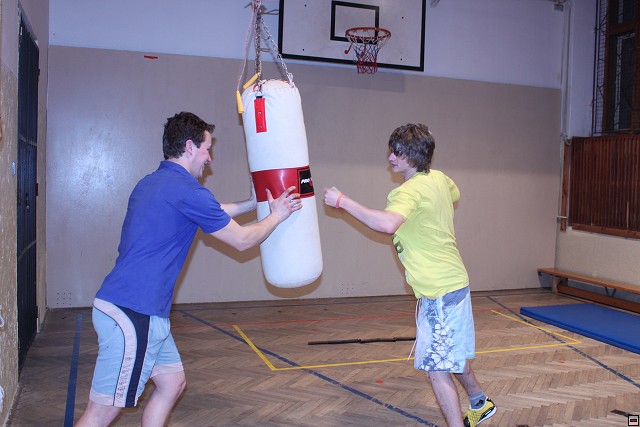 img00021.jpg