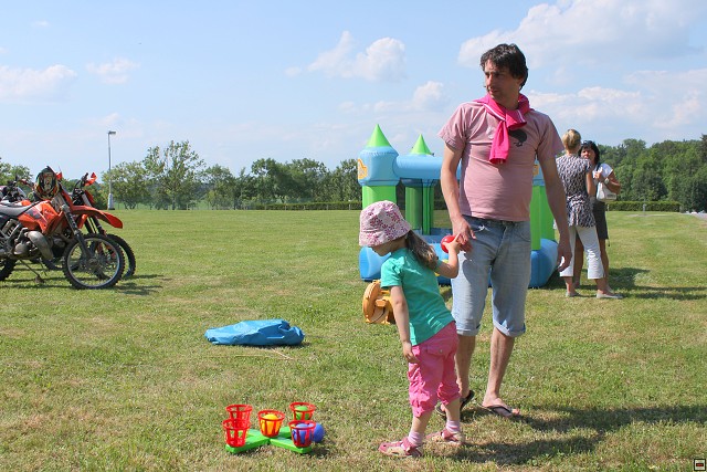 img00006.jpg
