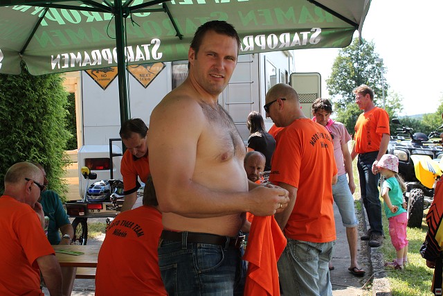 img00008.jpg