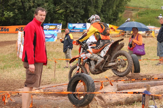 img00070.jpg