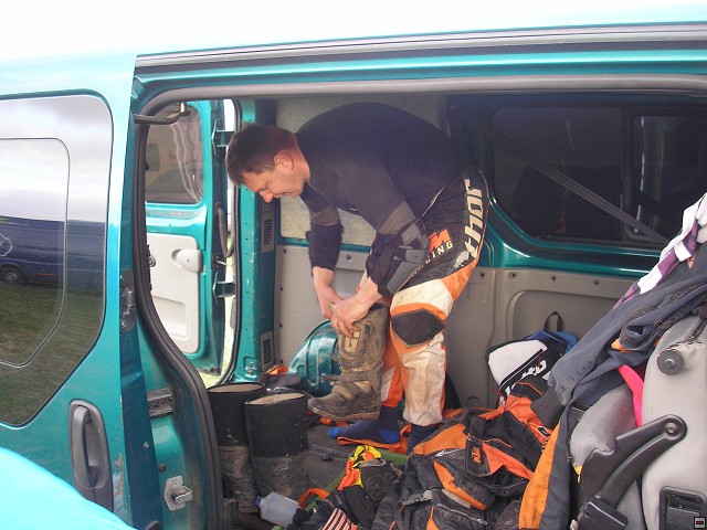 img00002.jpg