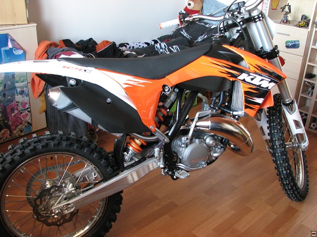 img00017.jpg