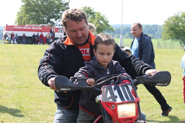 img00013.jpg