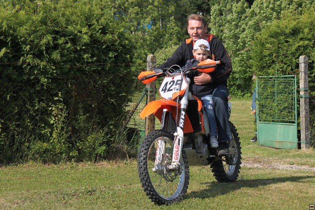 img00016.jpg