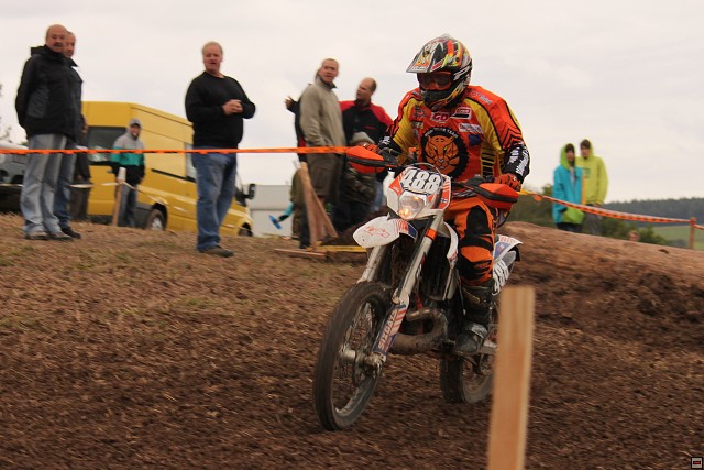 img00077.jpg