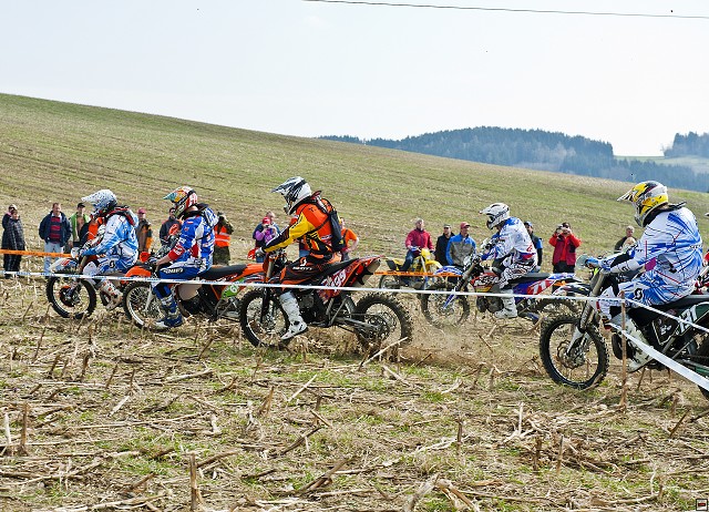 img00006.jpg