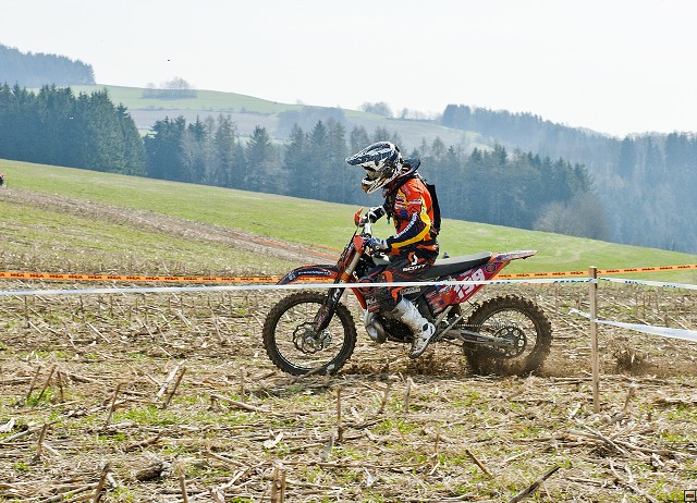img00015.jpg