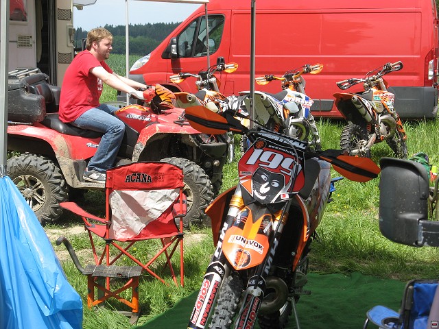 img00002.jpg