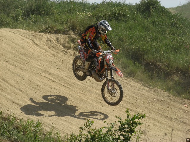 img00009.jpg