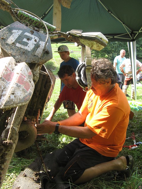 img00019.jpg