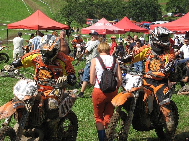 img00022.jpg