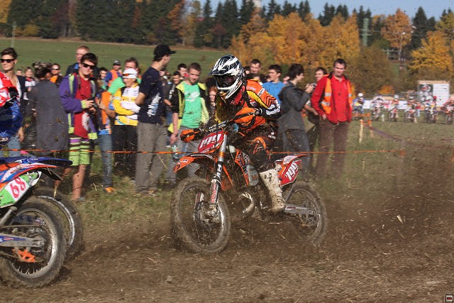 img00012.jpg