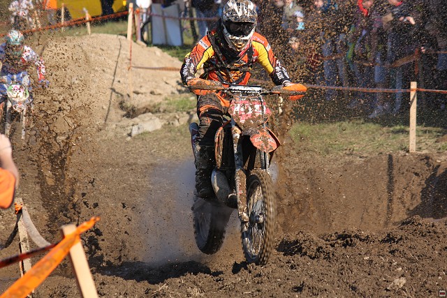img00022.jpg
